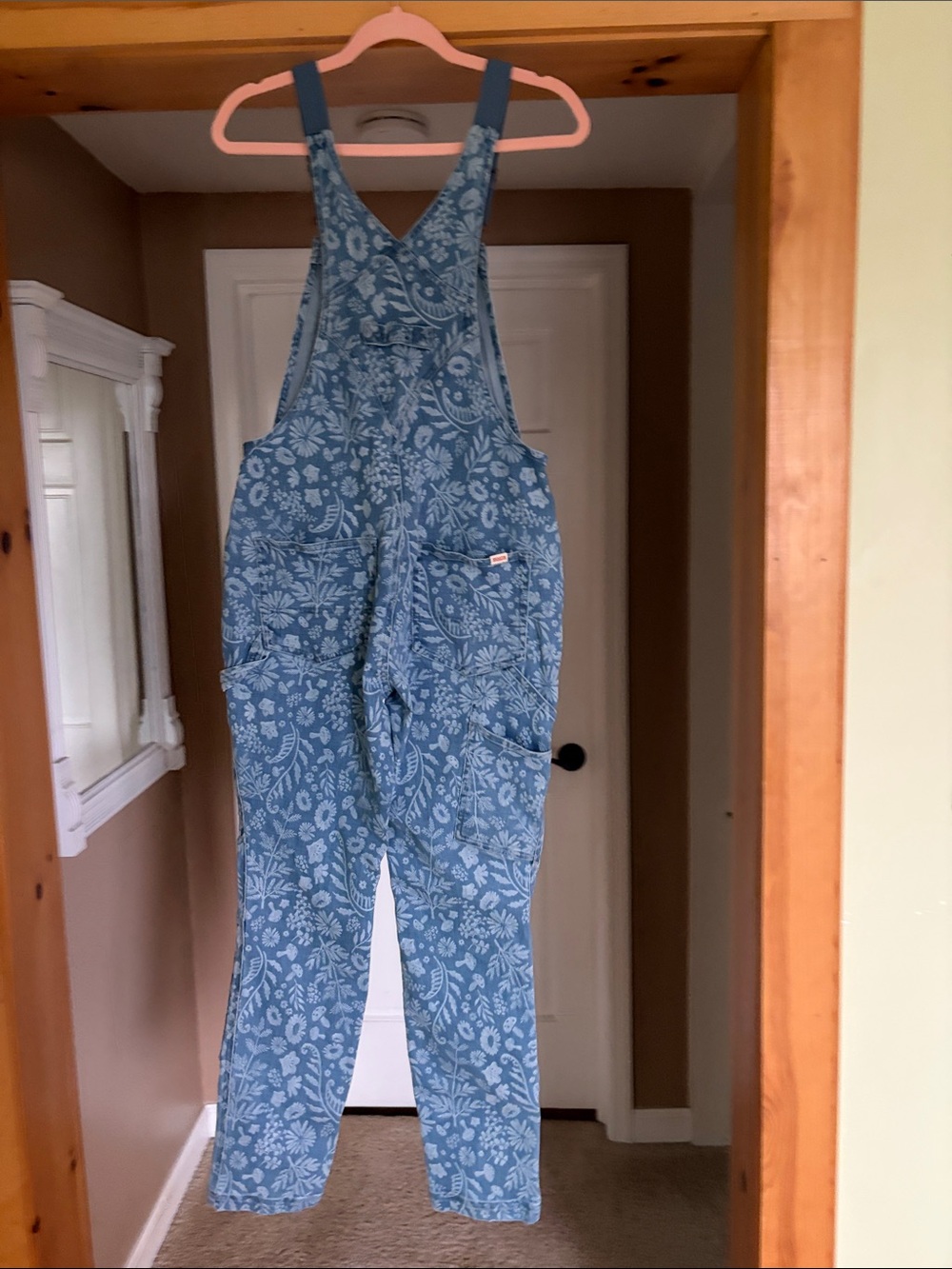 Like New Duluth Women’s Print Light Blue Denim Overalls - Picture 5 of 6